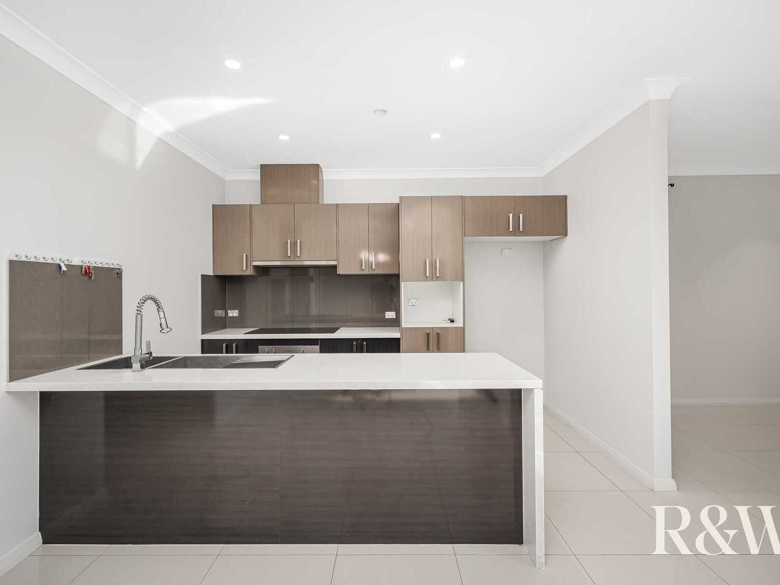 81 Carroll Crescent Plumpton 81 Carroll Crescent Plumpton