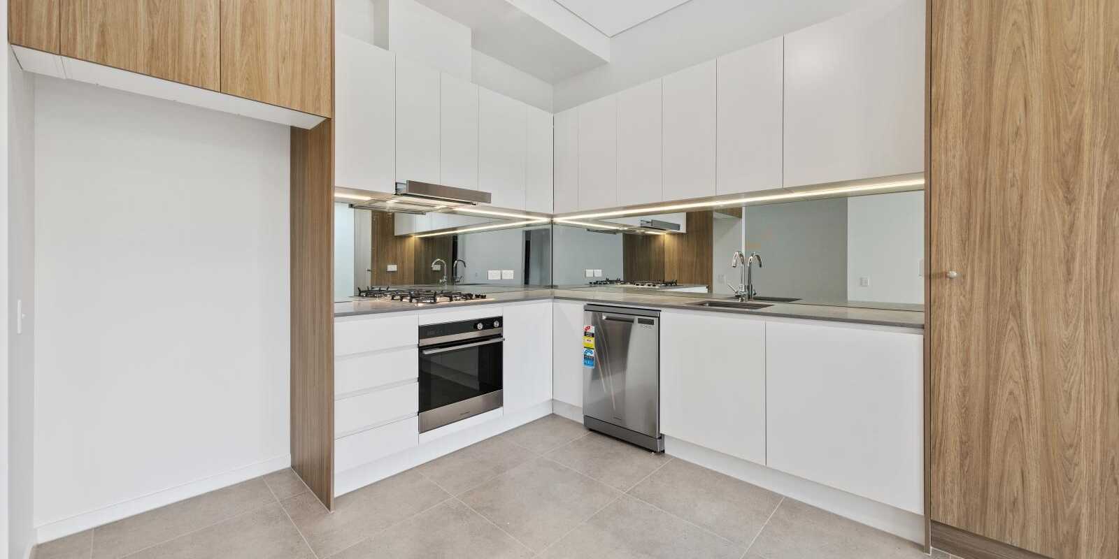 G06/10-20 McEvoy Street Waterloo