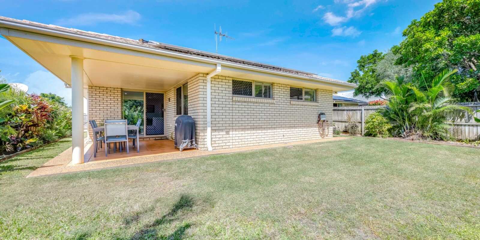 15 McCallum Close Coral Cove