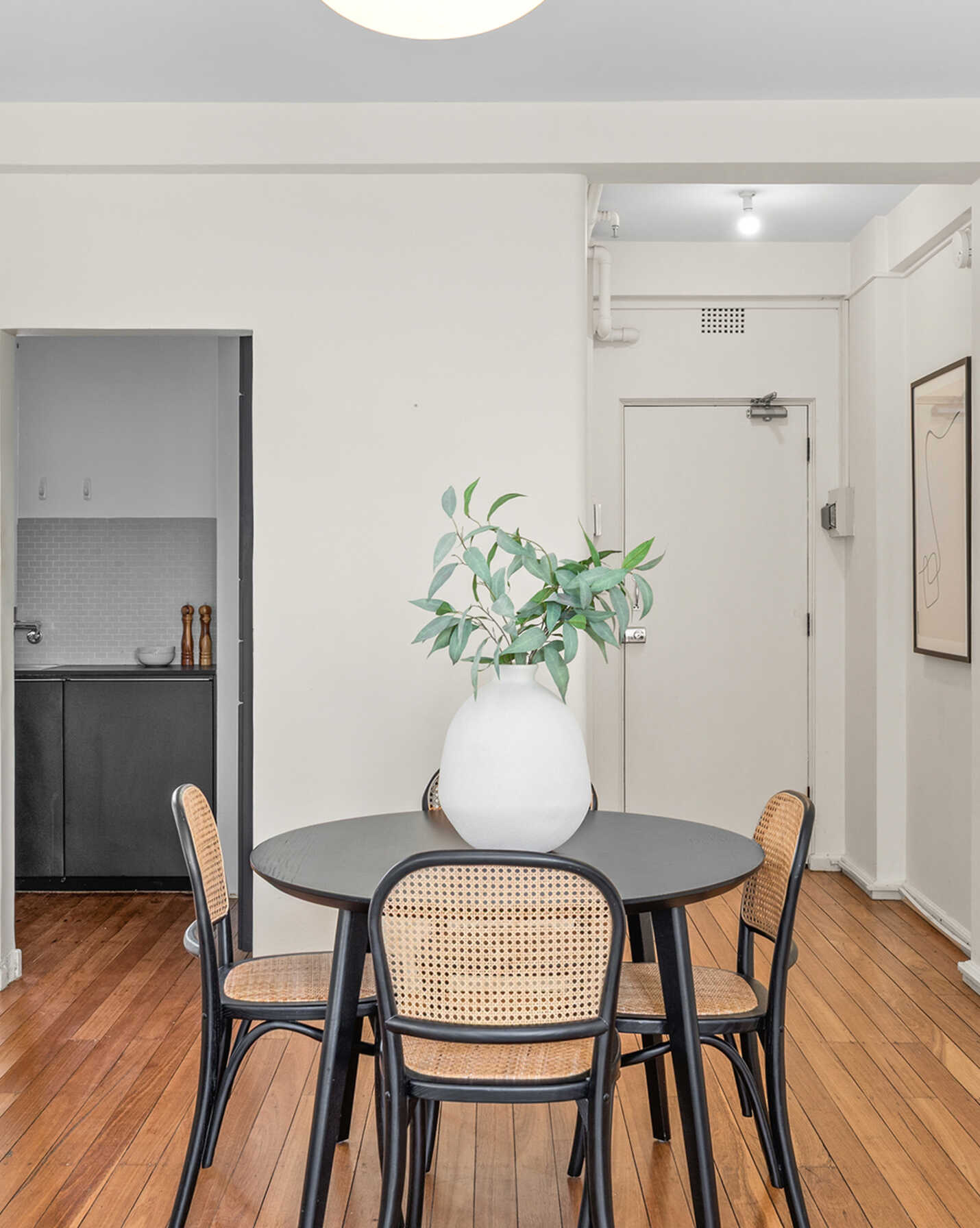 62/117 Macleay Street Potts Point, Point - Thumbnail 7