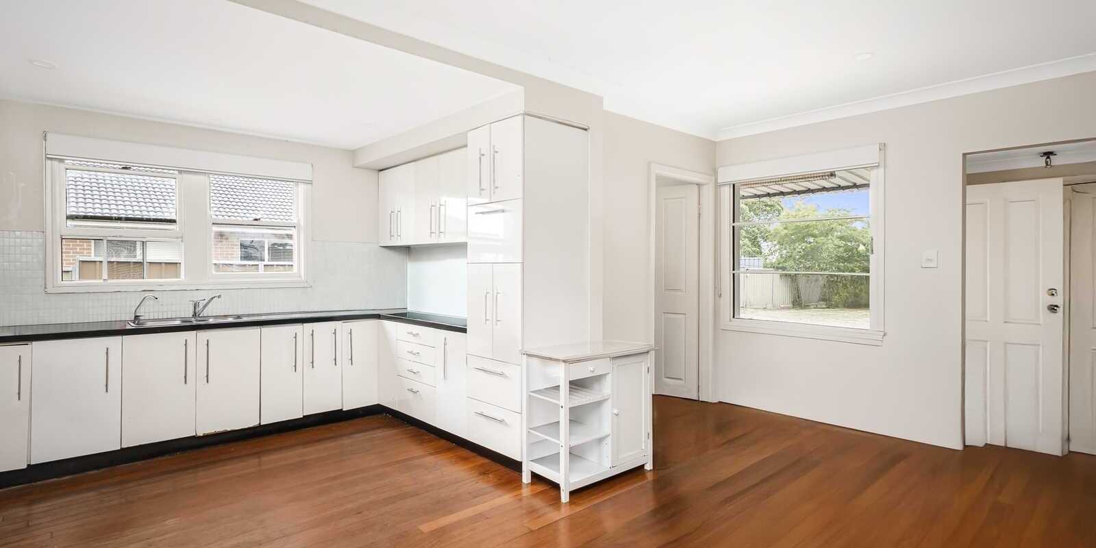 82 Monfarville Street St Marys