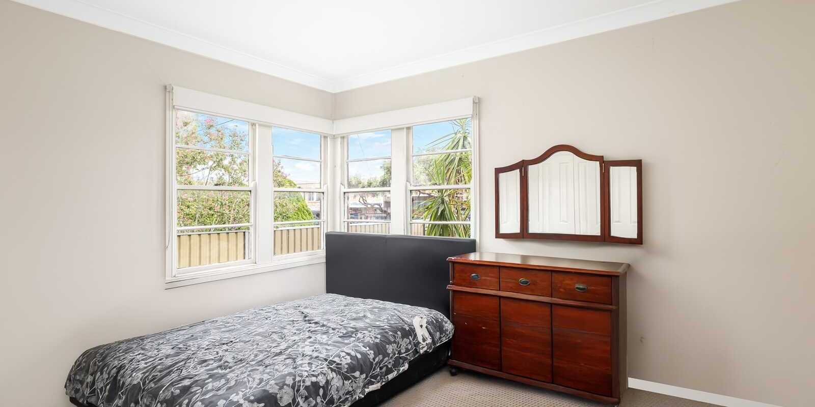 82 Monfarville Street St Marys