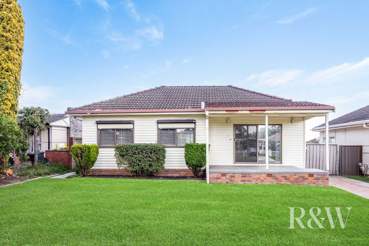 30 DARWIN ROAD Campbelltown 30 DARWIN ROAD Campbelltown