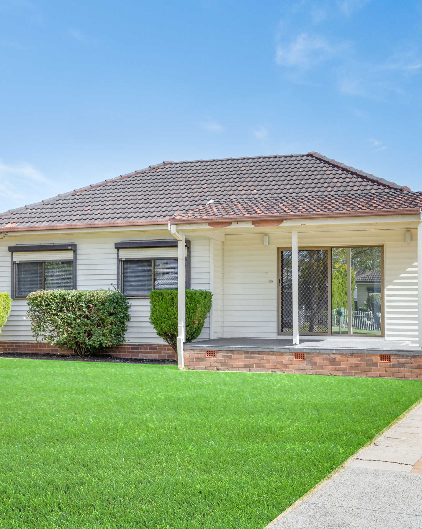 30 DARWIN ROAD Campbelltown, Campbelltown - Thumbnail 2