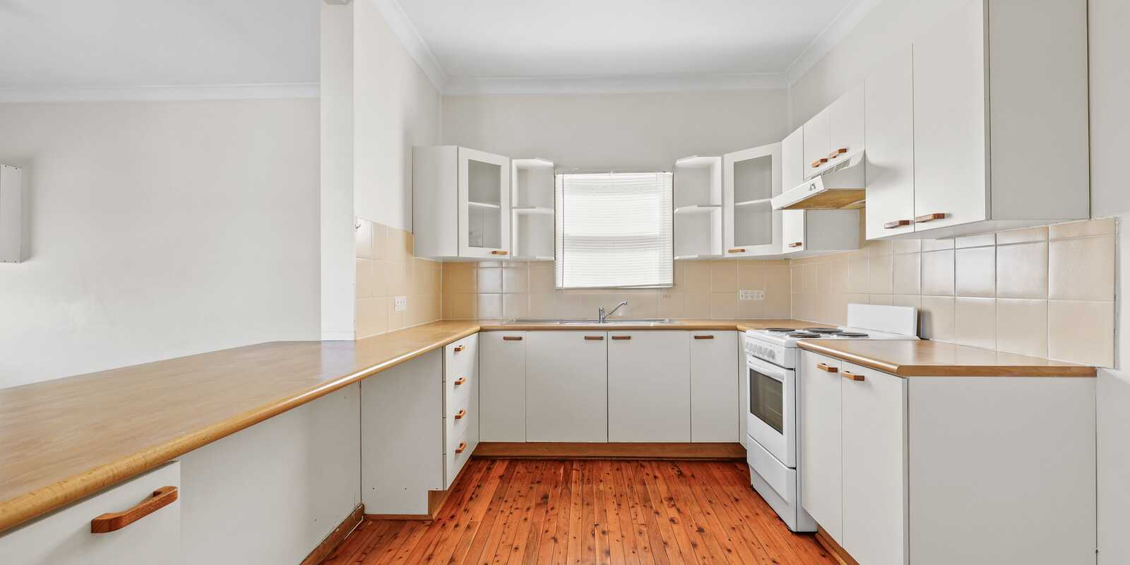 30 DARWIN ROAD Campbelltown 30 DARWIN ROAD Campbelltown