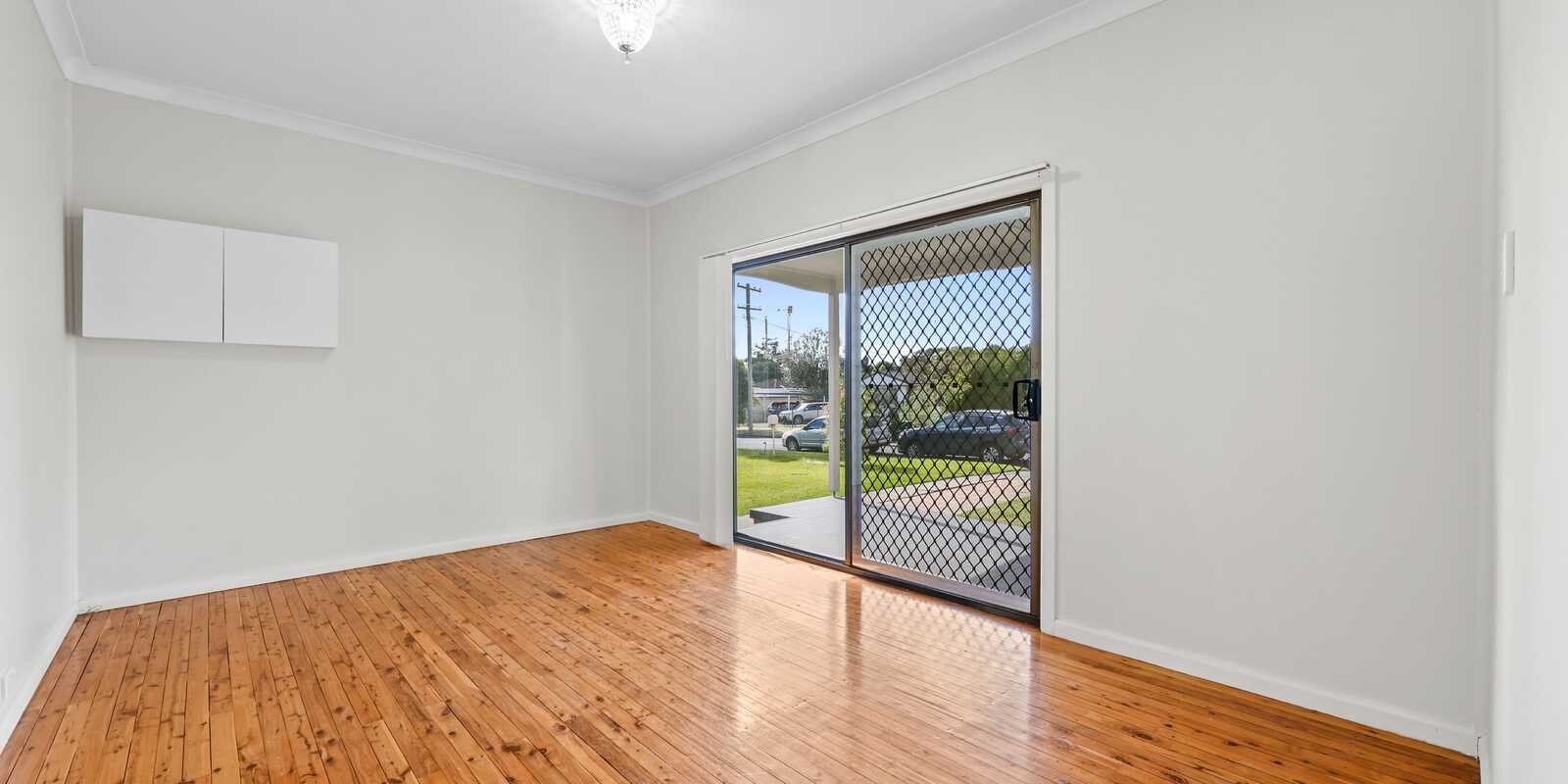 30 DARWIN ROAD Campbelltown 30 DARWIN ROAD Campbelltown
