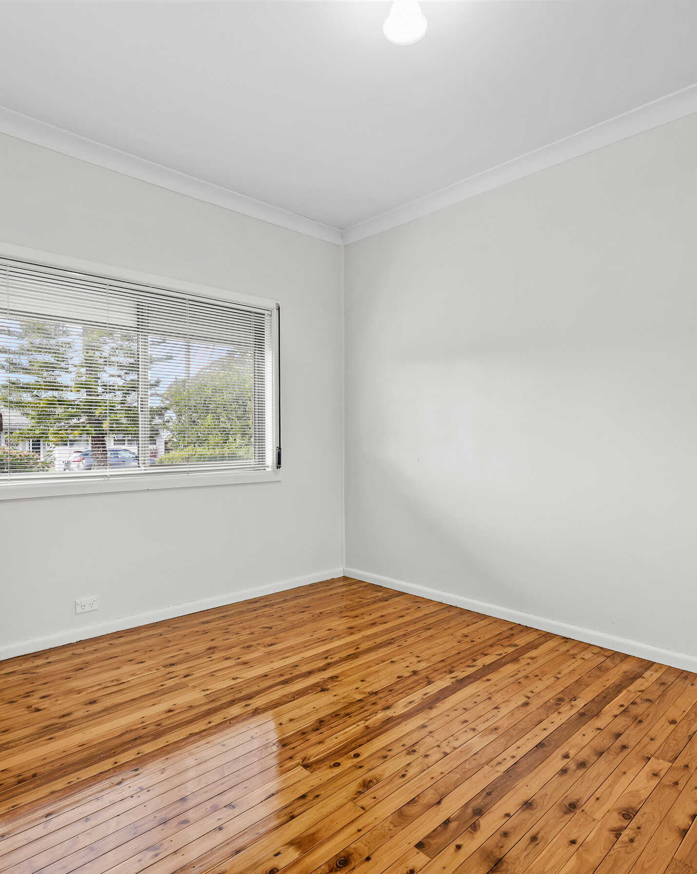 30 DARWIN ROAD Campbelltown, Campbelltown - Thumbnail 8