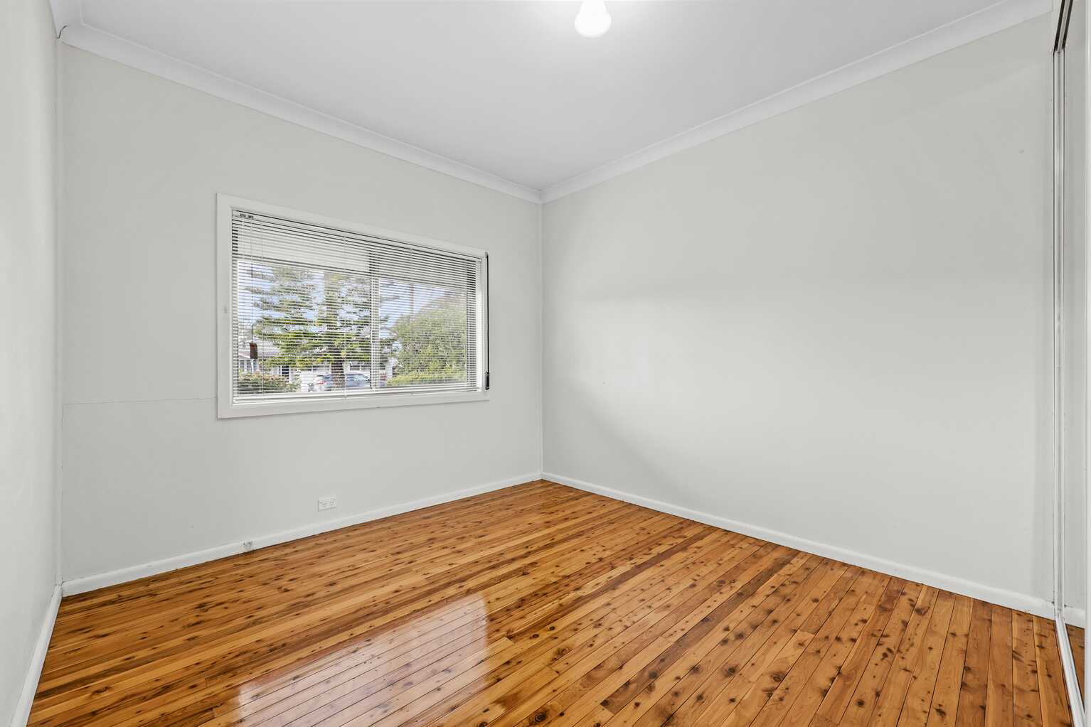 30 DARWIN ROAD Campbelltown 30 DARWIN ROAD Campbelltown