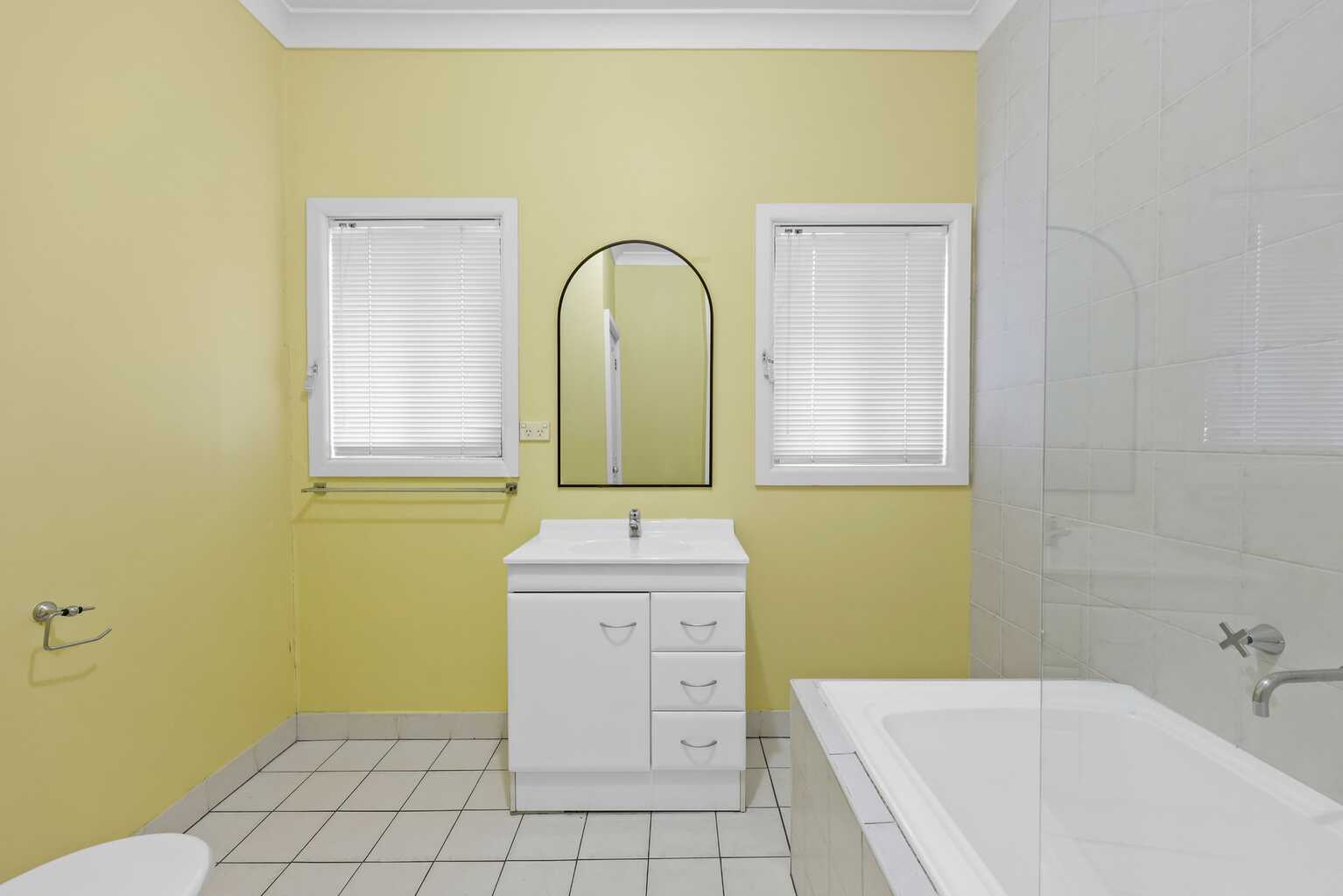 30 DARWIN ROAD Campbelltown 30 DARWIN ROAD Campbelltown