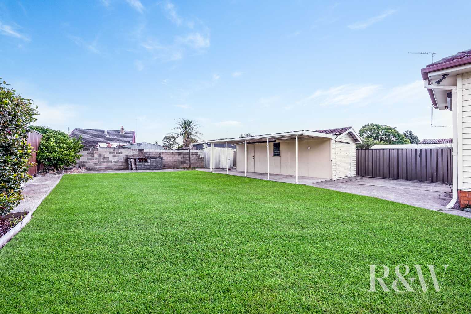 30 DARWIN ROAD Campbelltown 30 DARWIN ROAD Campbelltown