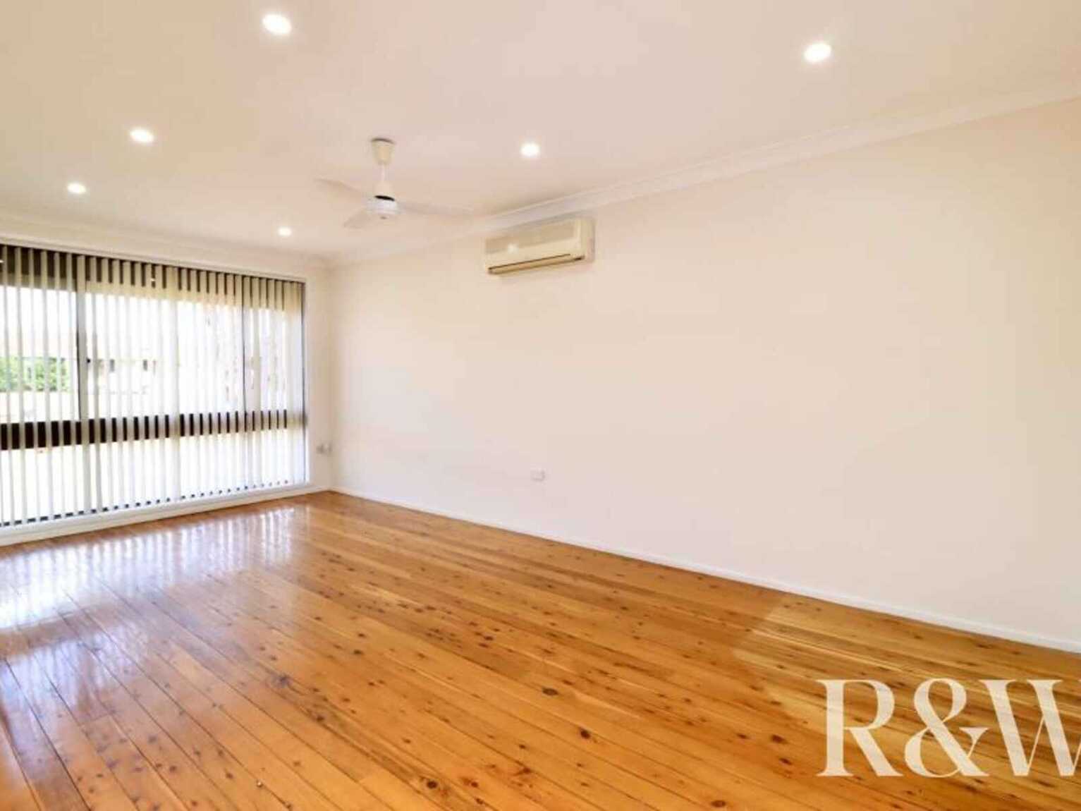 8 Timesweep Drive St Clair