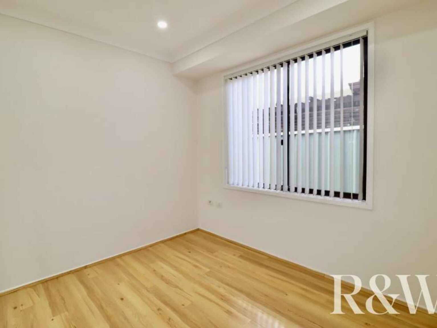 8 Timesweep Drive St Clair