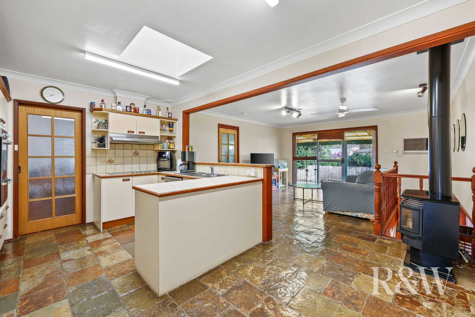48 ATHEL TREE CRESCENT Bradbury 48 ATHEL TREE CRESCENT Bradbury