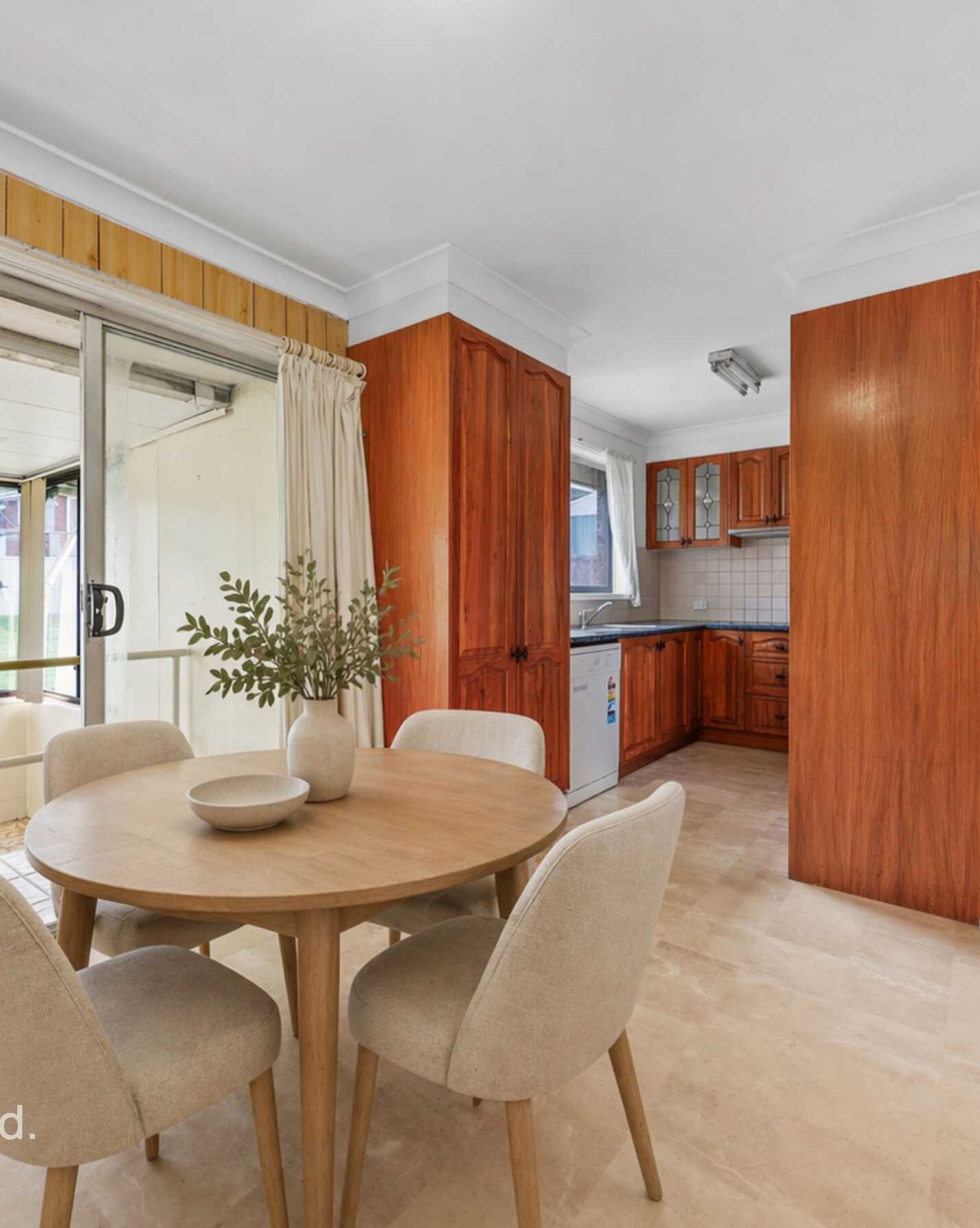 12 Valinda Crescent Campbelltown, Campbelltown - Thumbnail 3