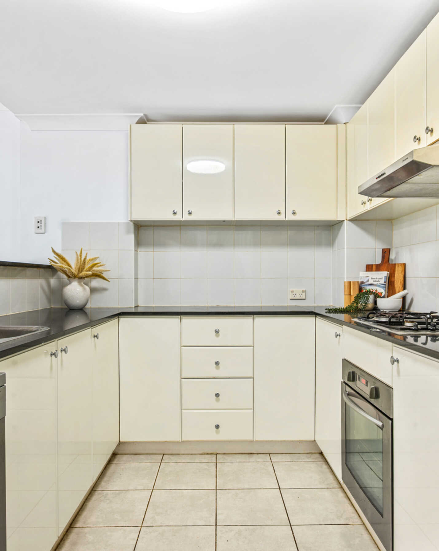 18/11 Thorpe Avenue Liberty Grove, Grove - Thumbnail 8