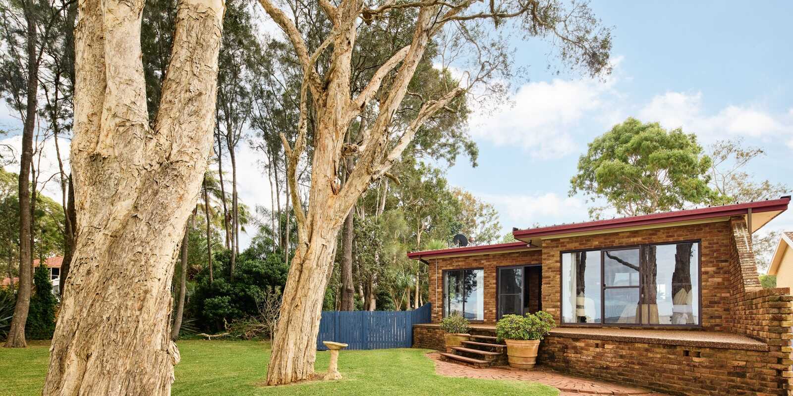 284 Tuggerawong Road Tuggerawong 284 Tuggerawong Road Tuggerawong
