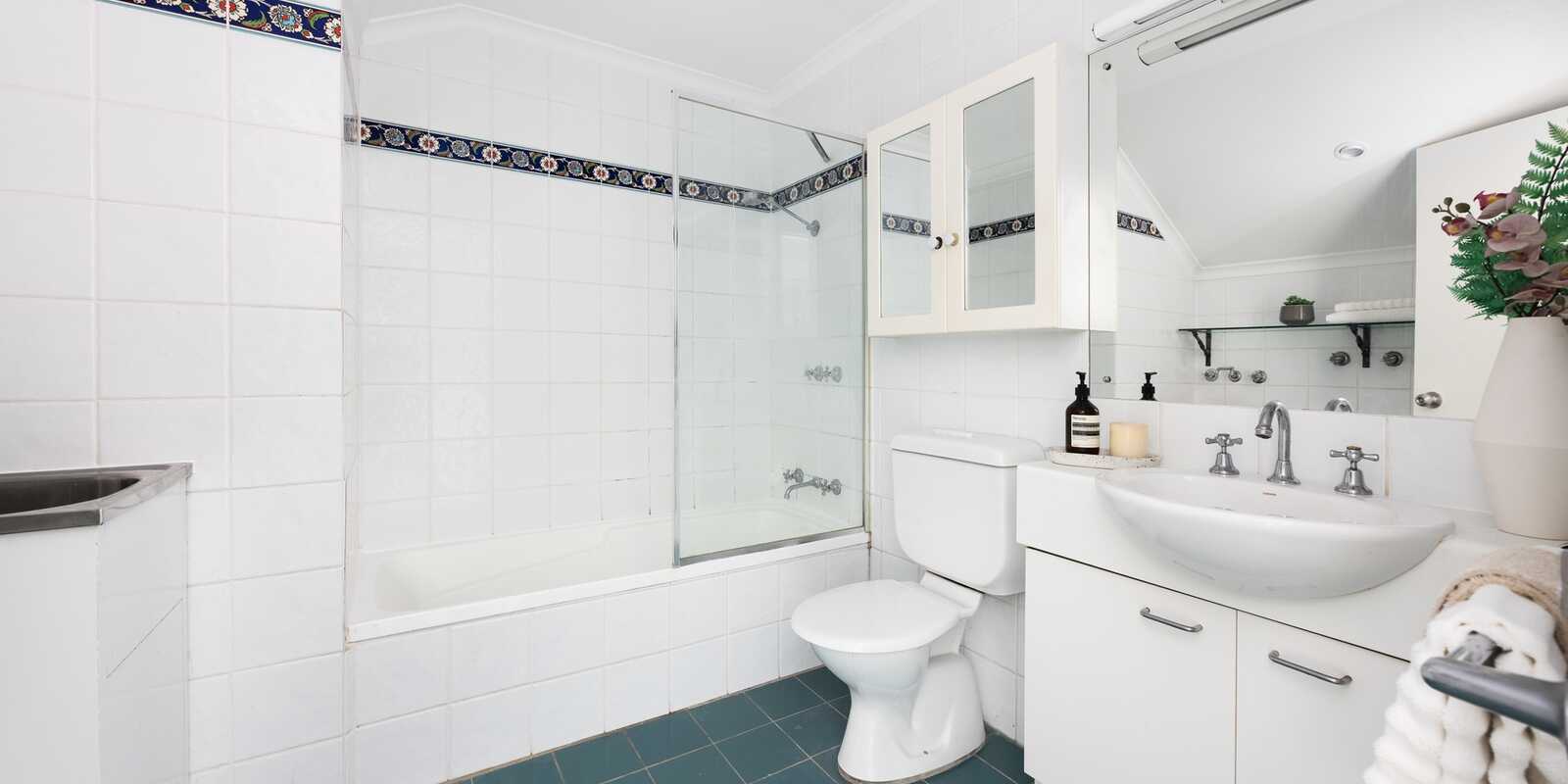 2/14 Kensington Street Waterloo