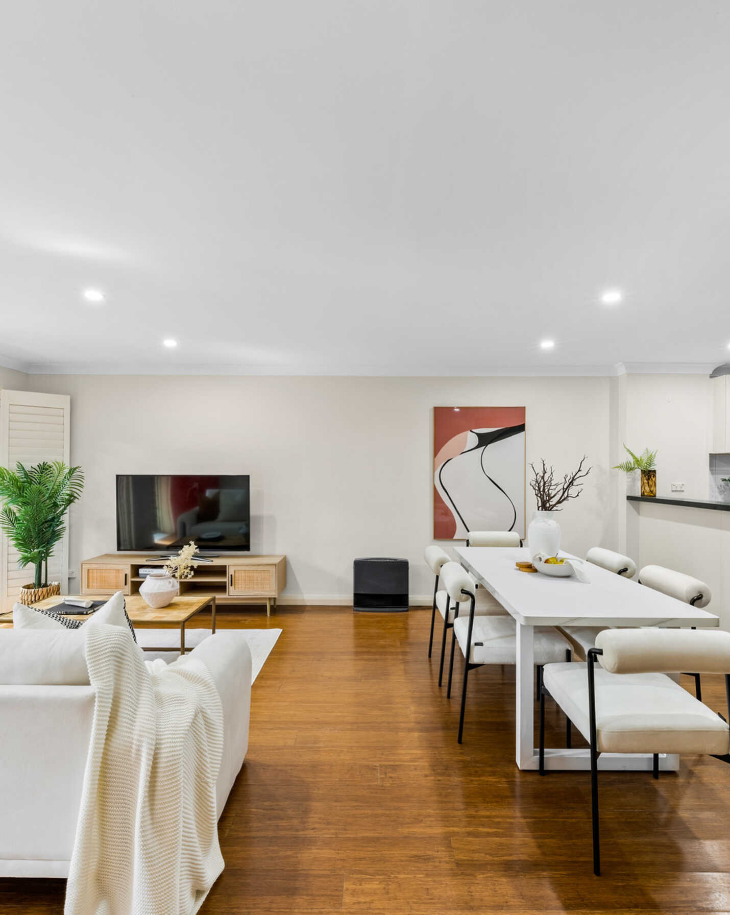 5/2 Kensington Mews Waterloo, Waterloo - Thumbnail 2