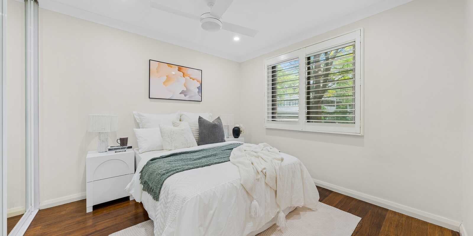 5/2 Kensington Mews Waterloo