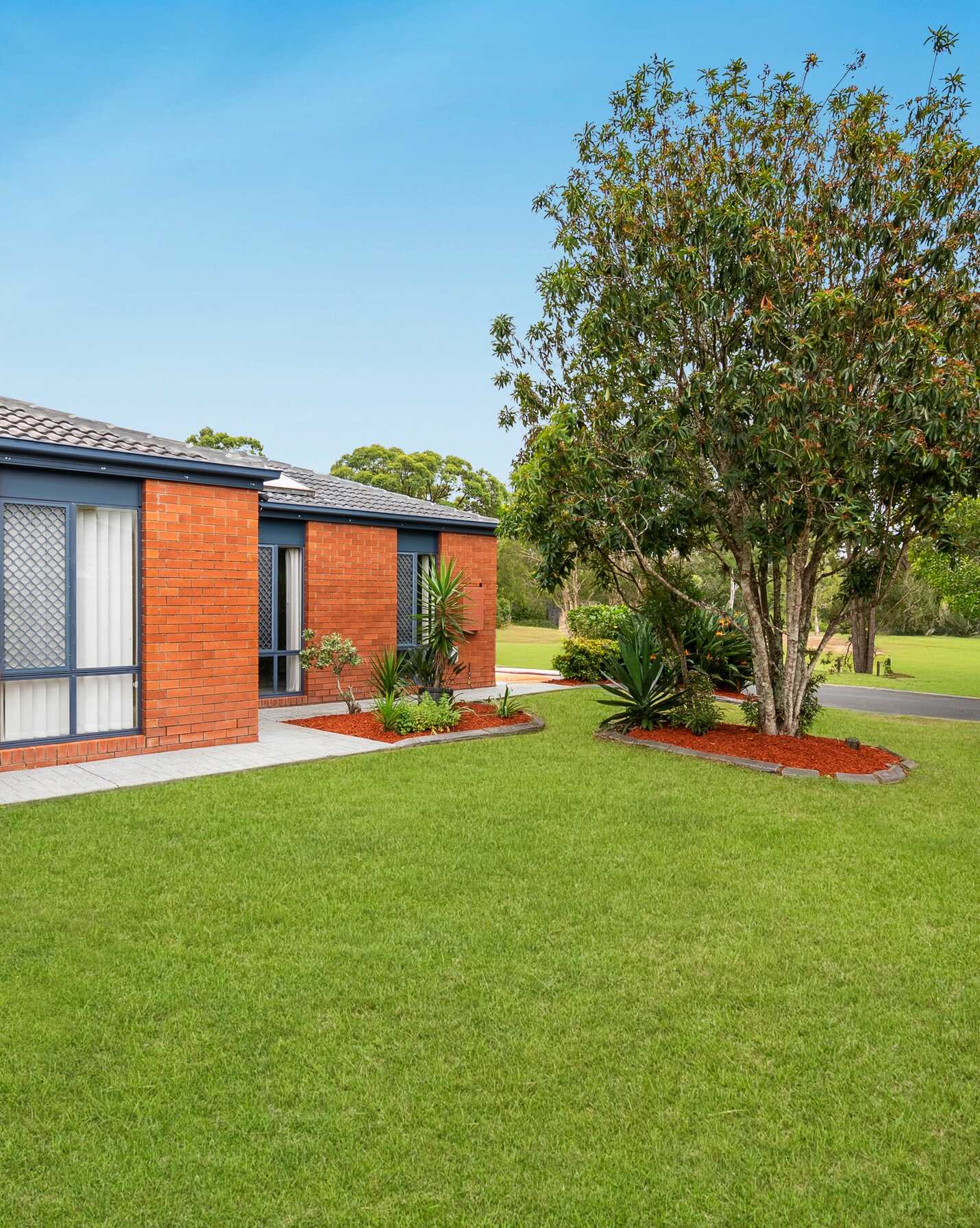 13 Christopher Place, Morayfield - Image 1