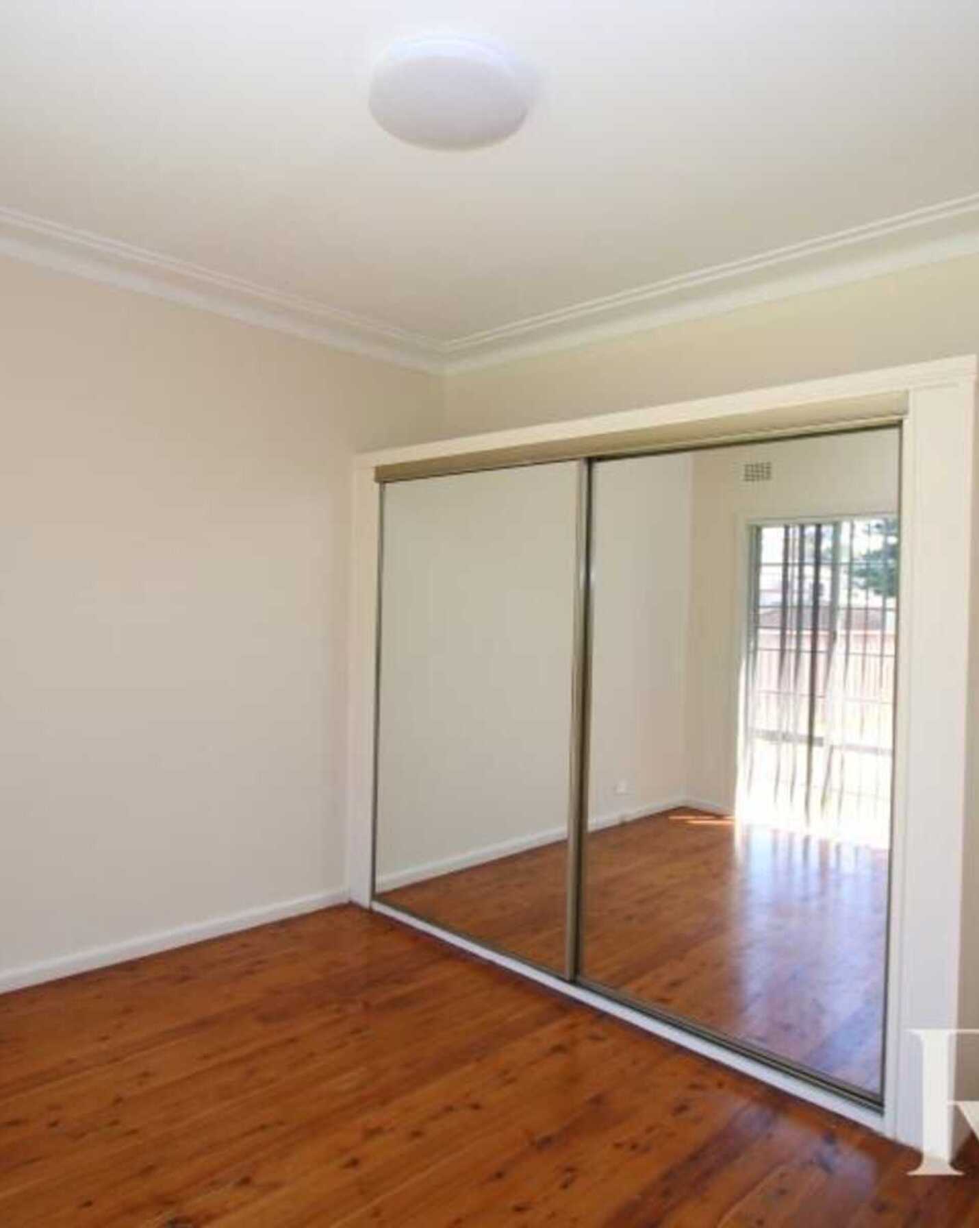 8 Waugh Crescent Blacktown, Blacktown - Thumbnail 5
