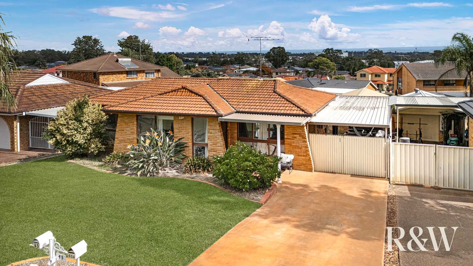 45 & 45A Alicante Street Minchinbury