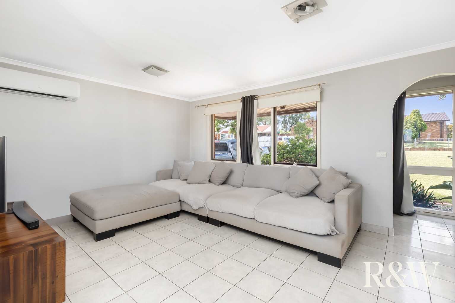 45 & 45A Alicante Street Minchinbury