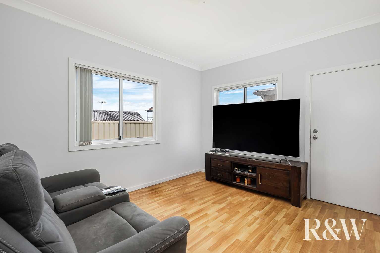 45 & 45A Alicante Street Minchinbury