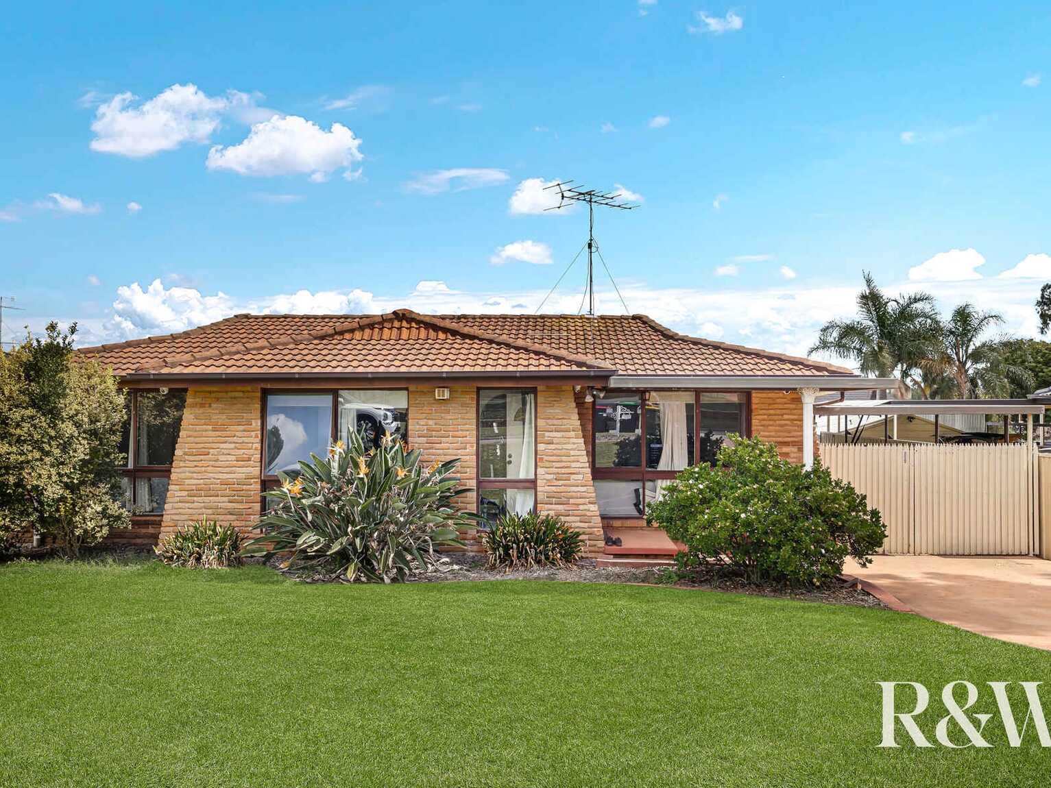 45 & 45A Alicante Street Minchinbury