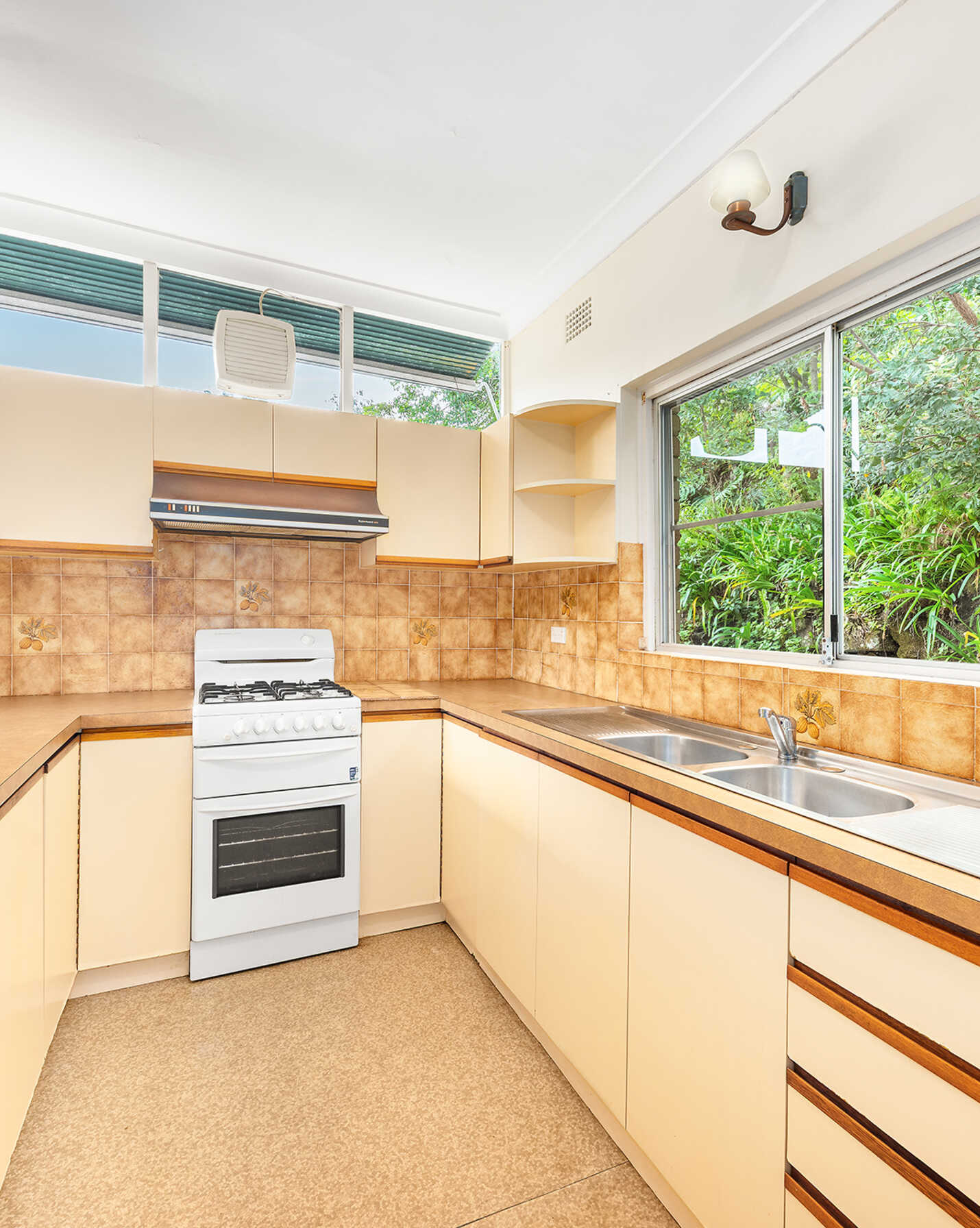 31 The Rampart Castlecrag, Castlecrag - Thumbnail 8
