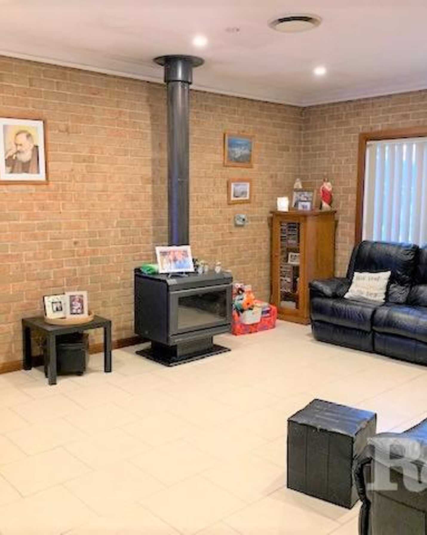 45 Badgerys Creek Road Bringelly, Bringelly - Thumbnail 2