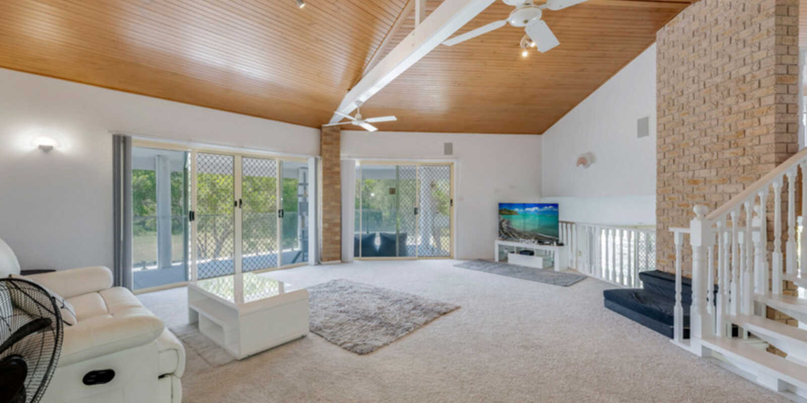78 Sylvan Drive Moore Park Beach