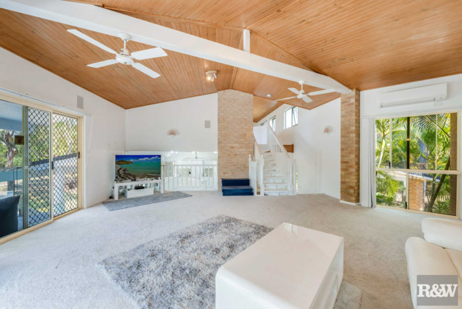 78 Sylvan Drive Moore Park Beach