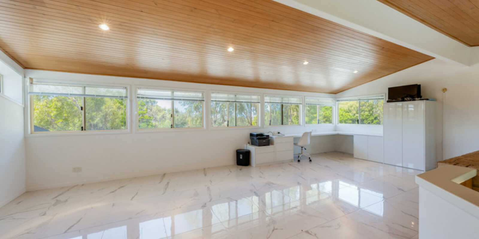 78 Sylvan Drive Moore Park Beach