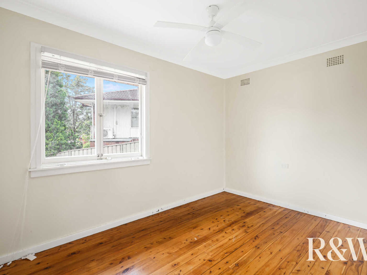 117 Kareela Avenue Penrith 117 Kareela Avenue Penrith