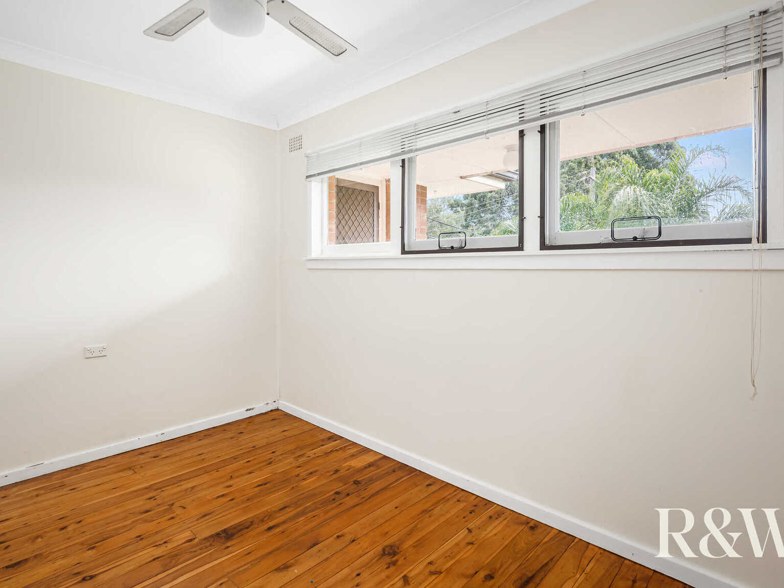 117 Kareela Avenue Penrith 117 Kareela Avenue Penrith