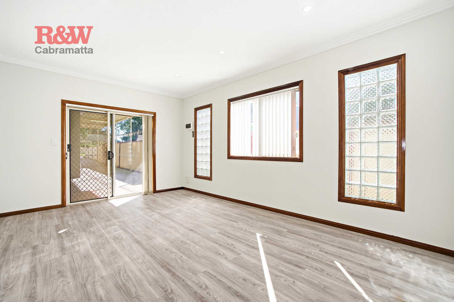 11 Vincent, Crescent Canley Vale