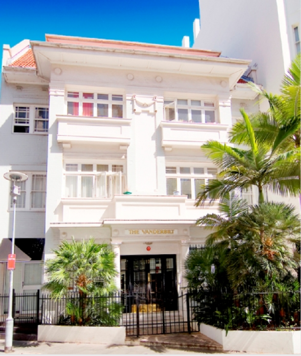 15/13 Springfield Avenue Potts Point