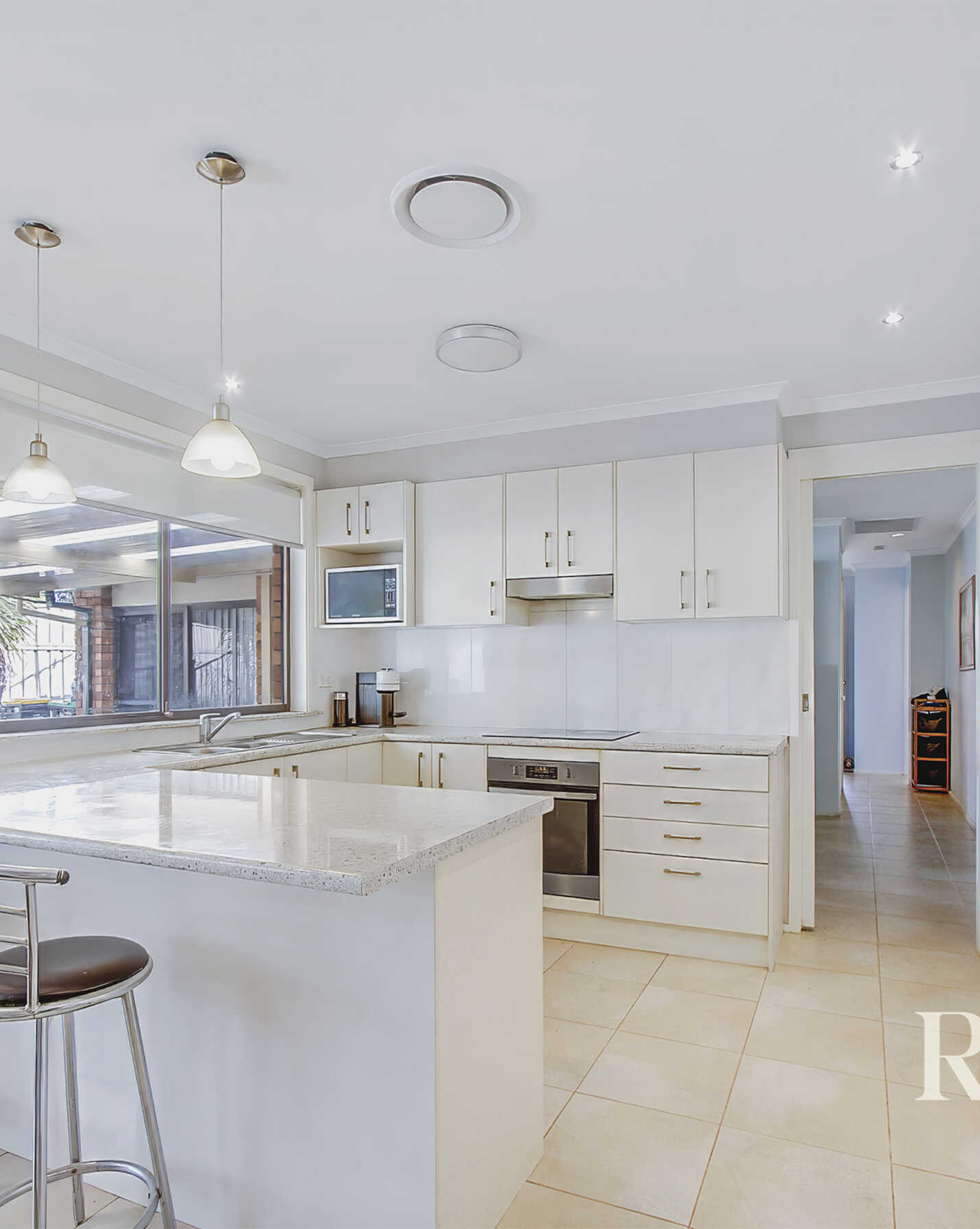 7 Eucumbene Place St Clair, Clair - Thumbnail 2