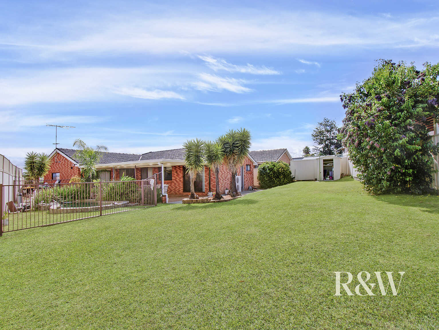 7 Eucumbene Place St Clair 7 Eucumbene Place St Clair