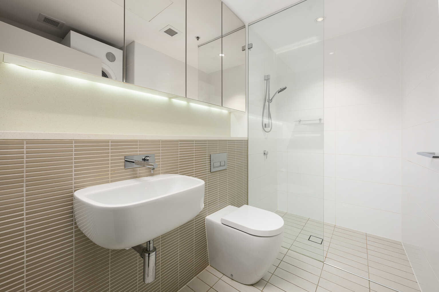 106/245 Pacific Highway North Sydney