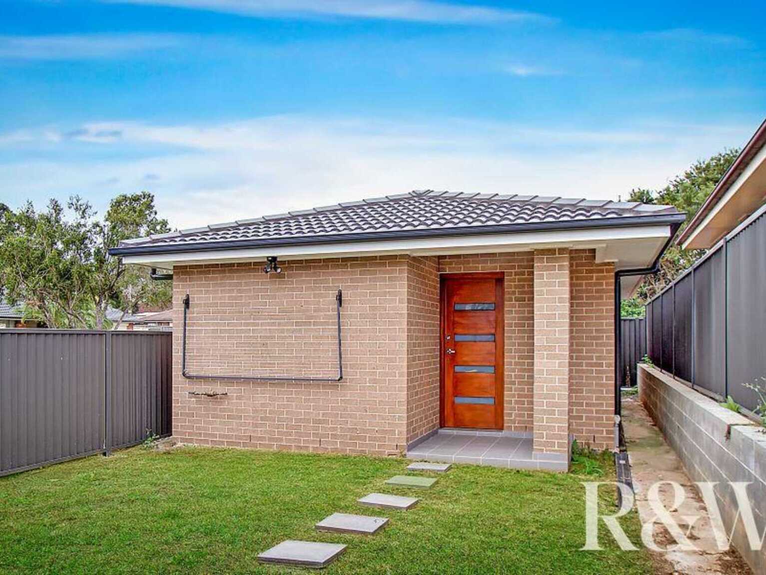40A Leicester Way St Clair