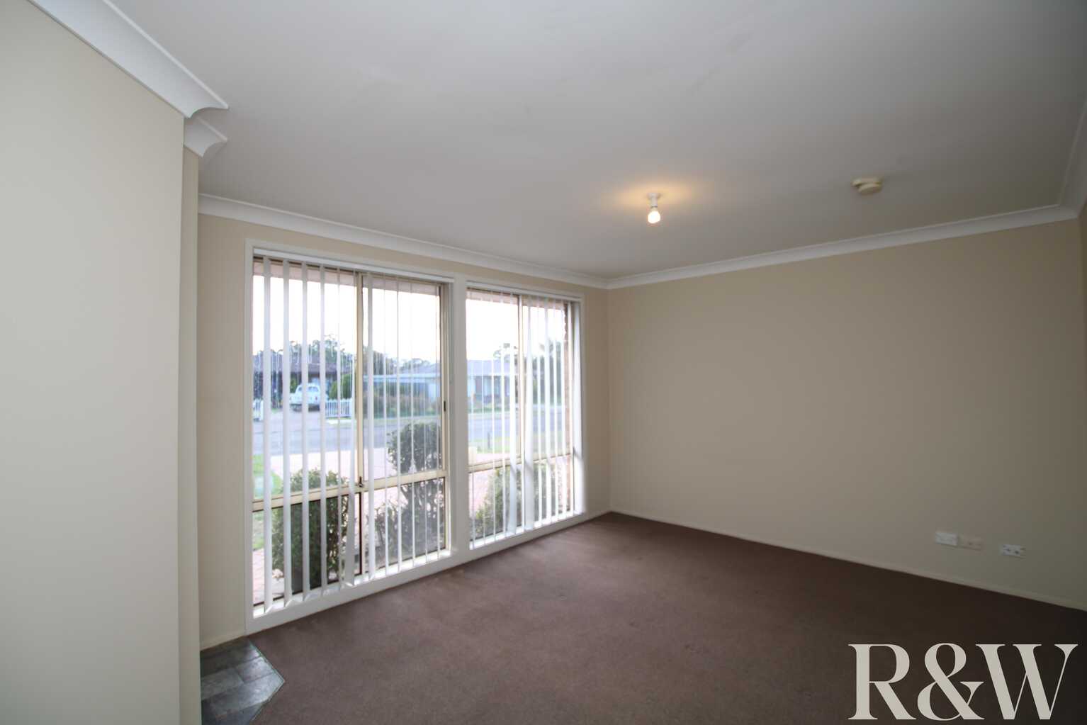 41 Barnard Crescent Oakhurst