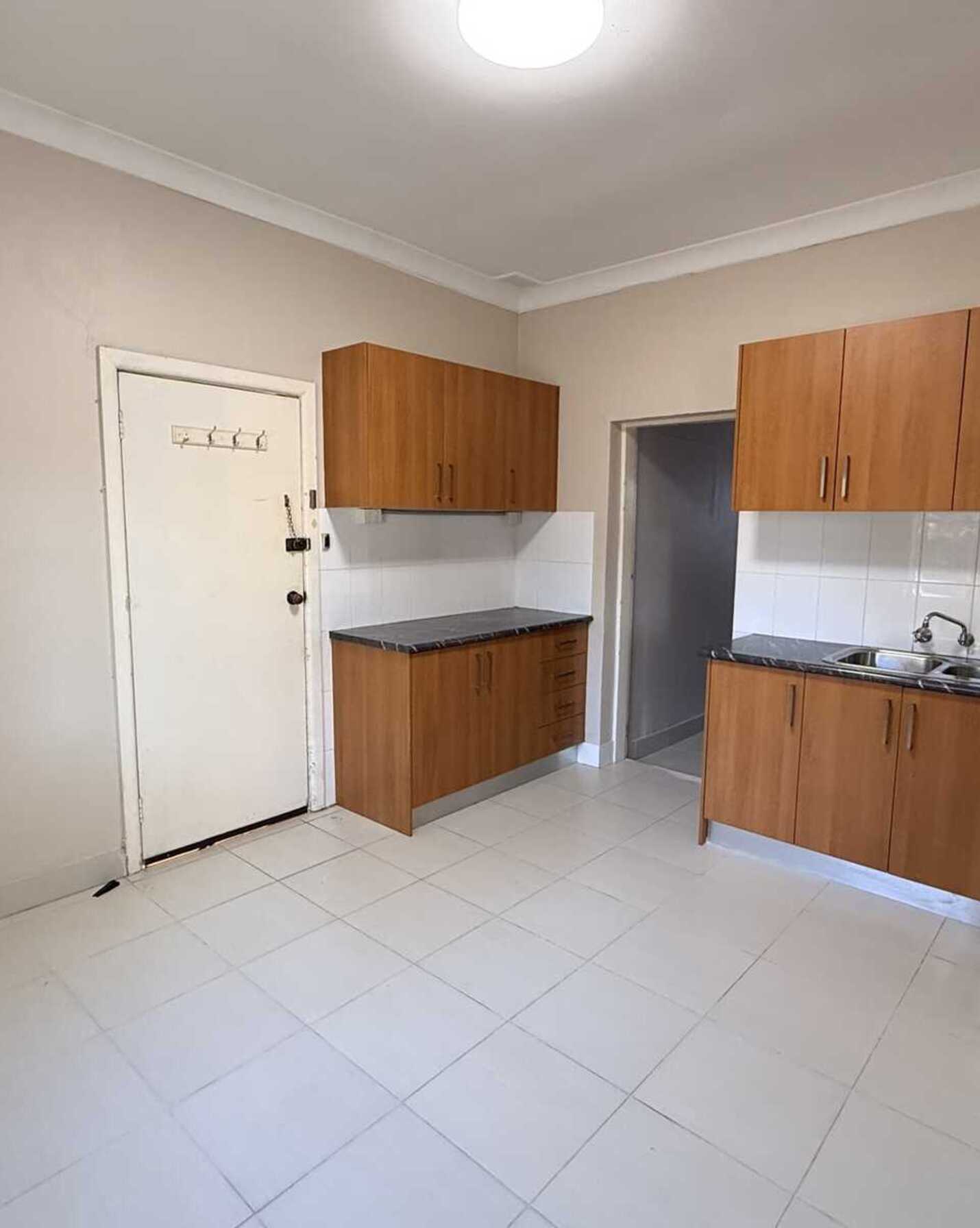 2/320 Annandale Street Annandale, Annandale - Thumbnail 2