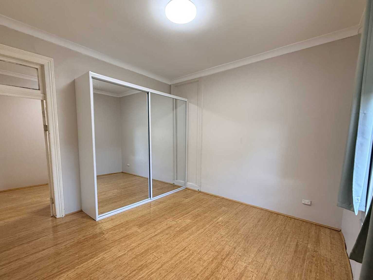 2/320 Annandale Street Annandale