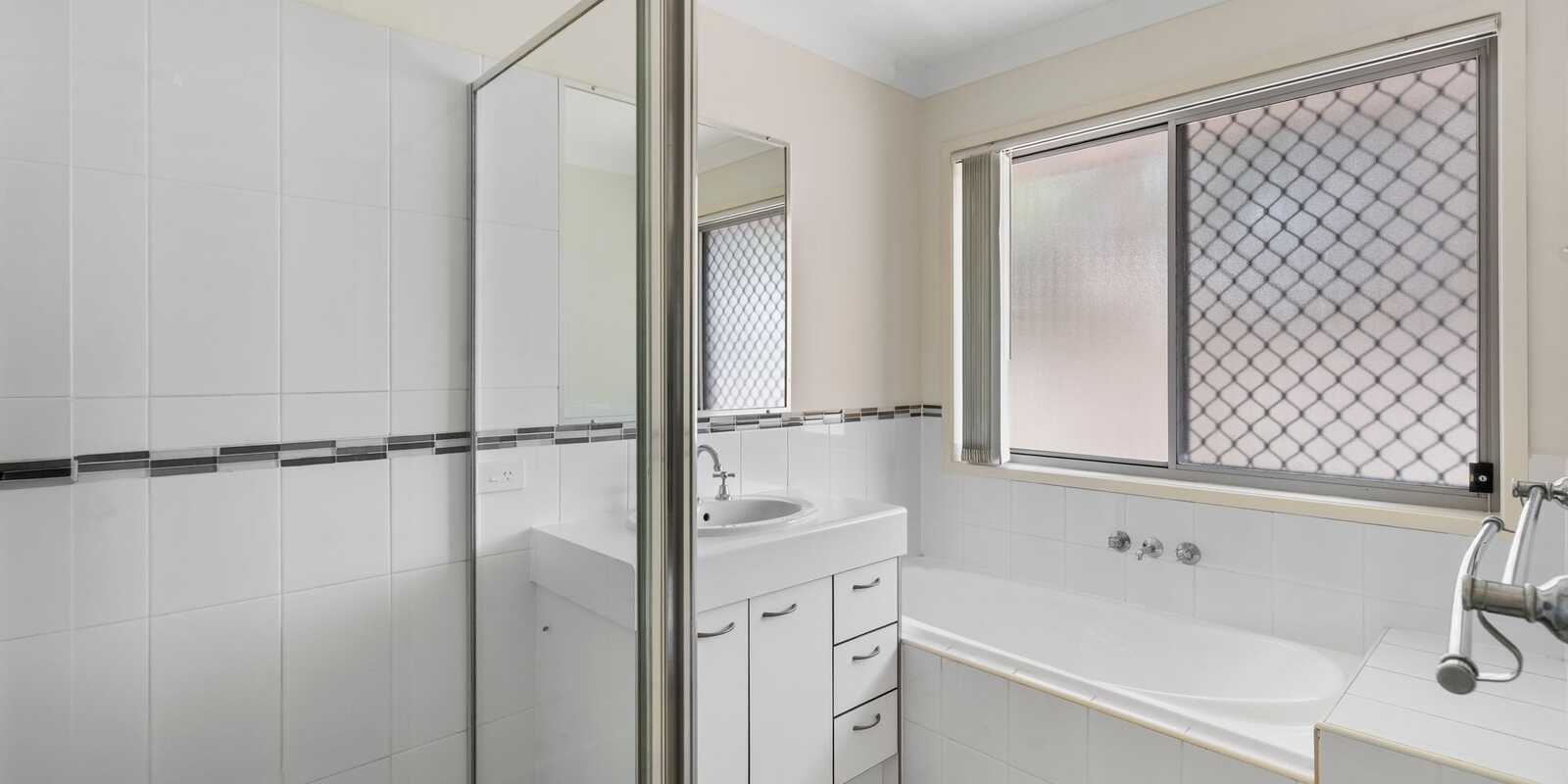15 Greenwich Court Bellmere