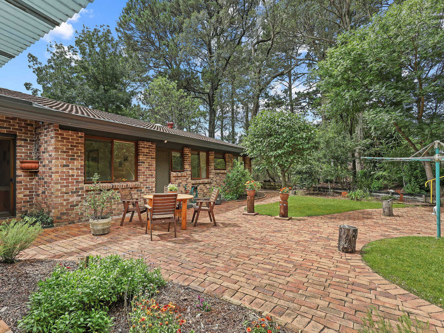9 Farnborough Drive Moss Vale