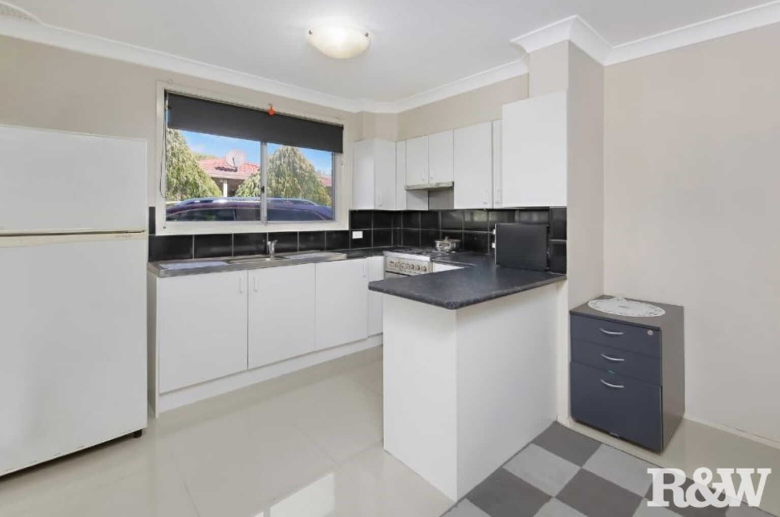 3 Standish Avenue Oakhurst