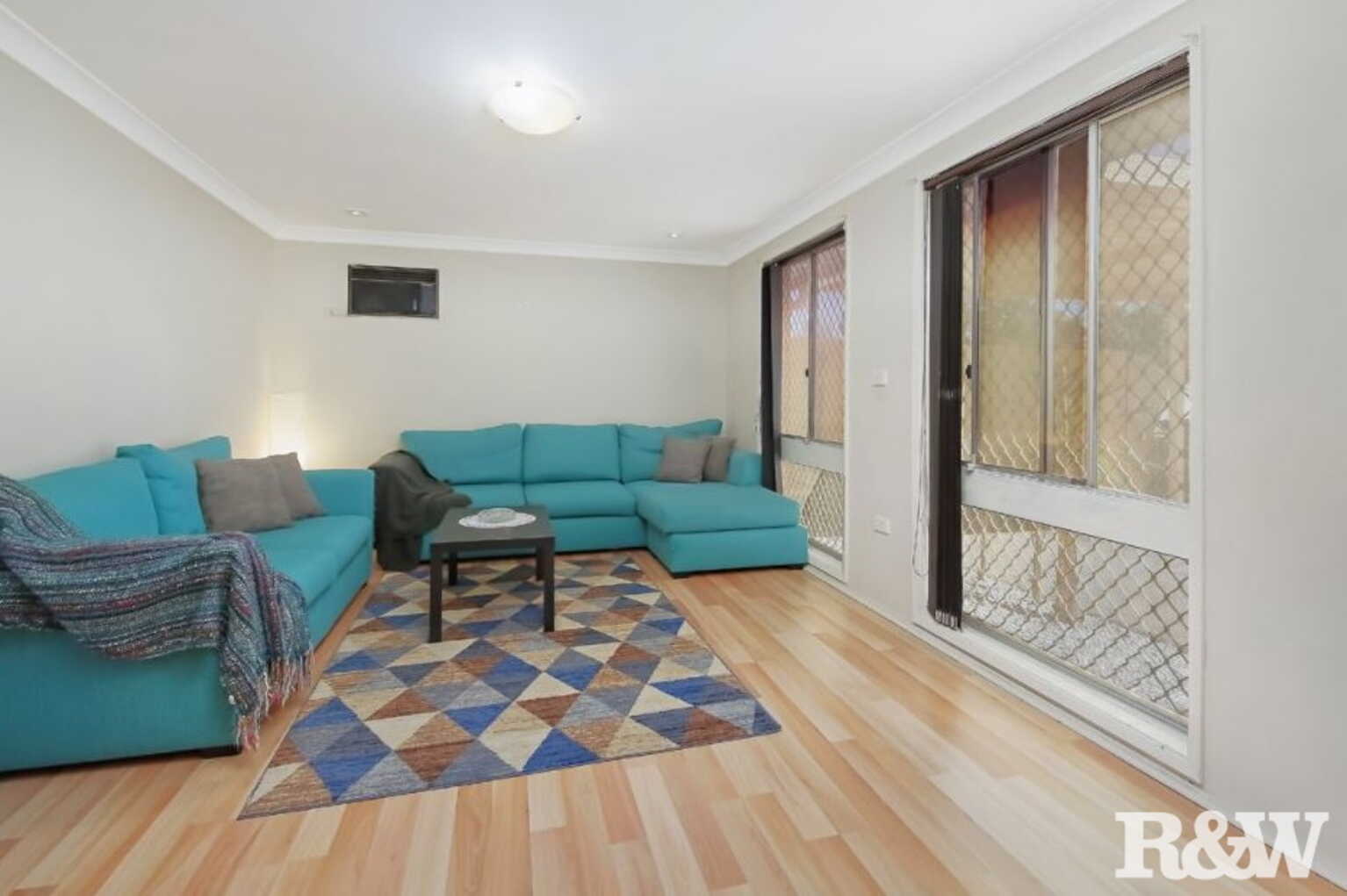3 Standish Avenue Oakhurst