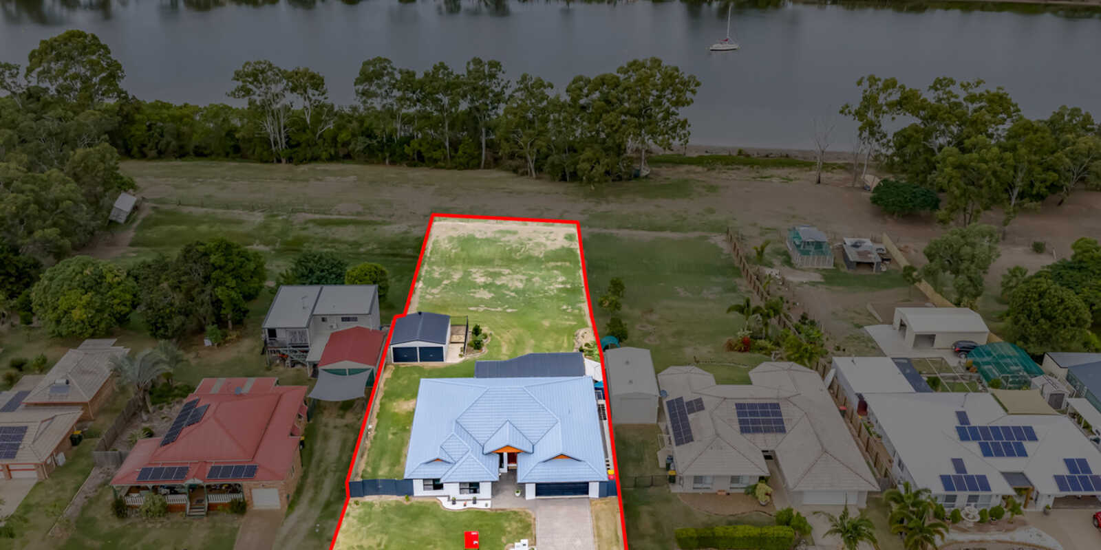 25 Mariners Way Bundaberg North